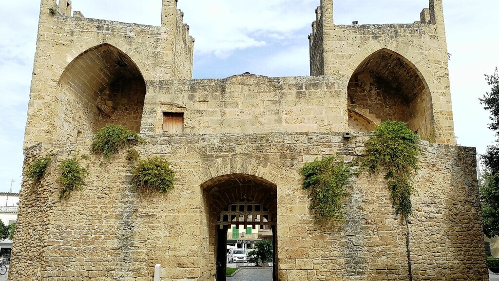Porta de Moll, Alcudia, Majorka