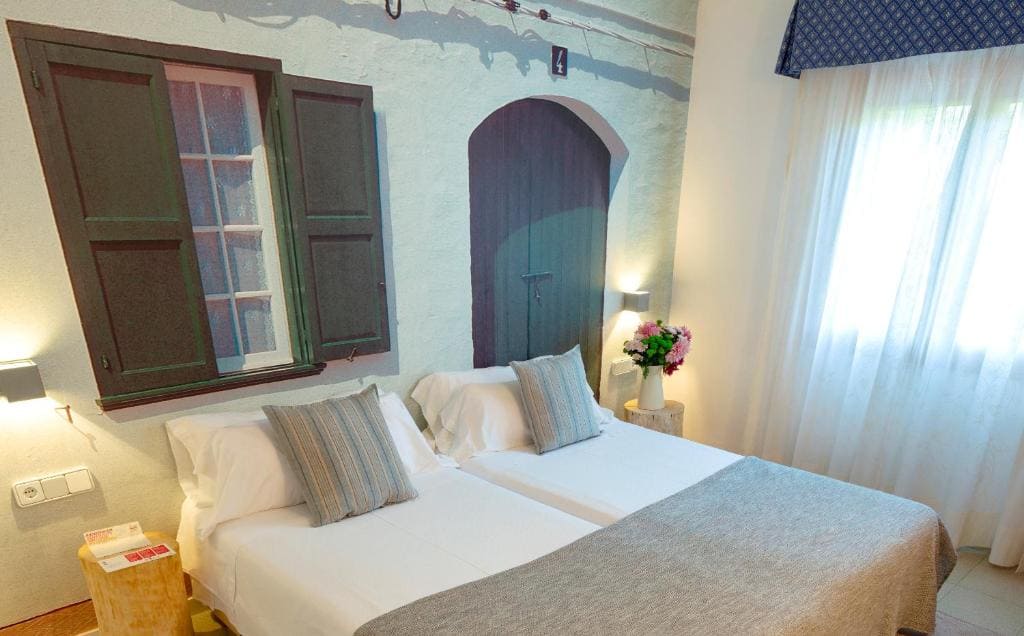 Es Bauló Petit Hotel, najlepsze hotele w Can Picafort na Majorce