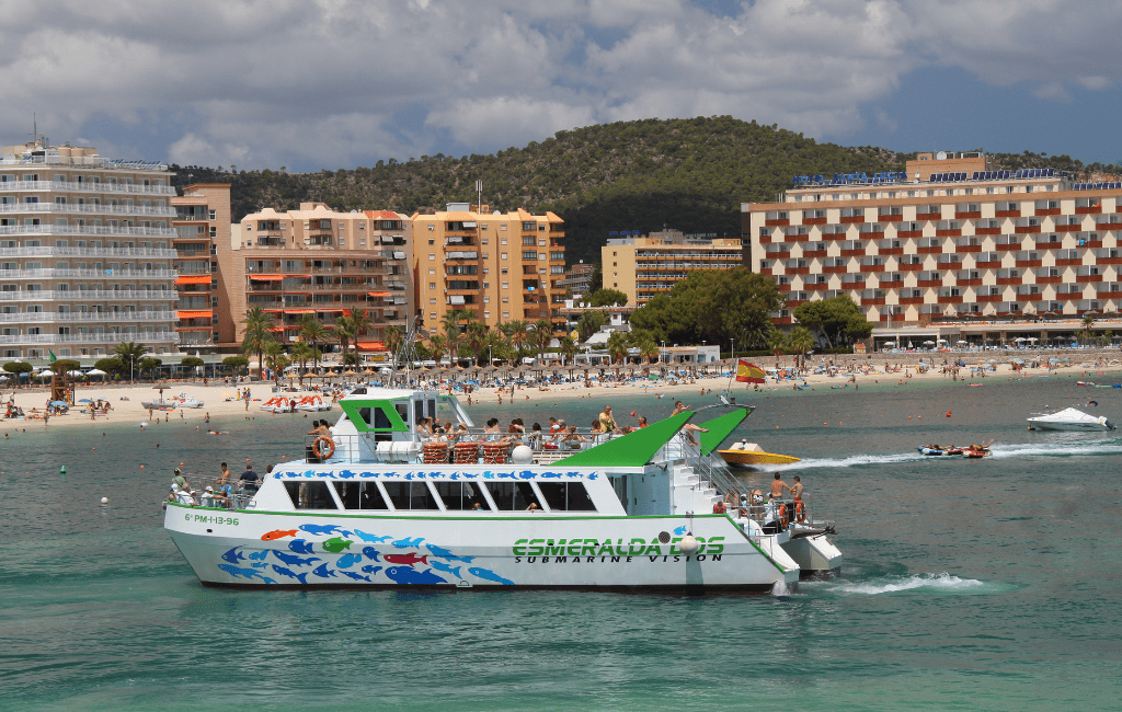 Wycieczkowy katamaran w Palmanova na Majorce