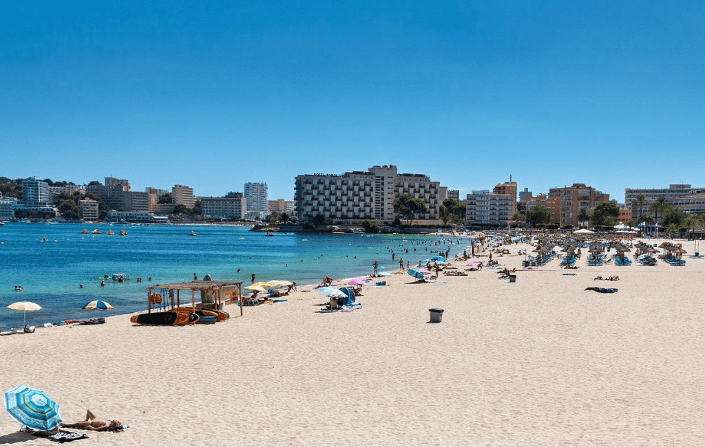 Plaża Playa Palmanova (Na Nadala) na Majorce